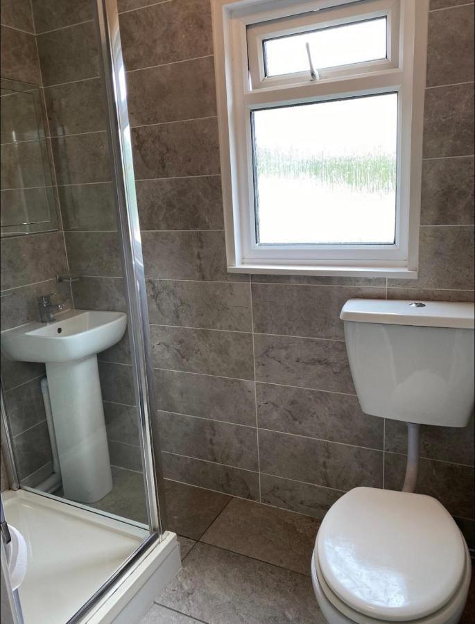 18 River View Chalet-Glan Gwna Holiday Park Caernarfon Eksteriør billede